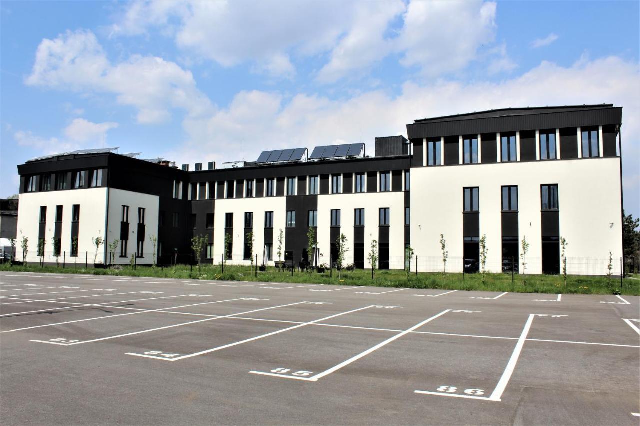 Vanta Business Center Скавина Екстериор снимка