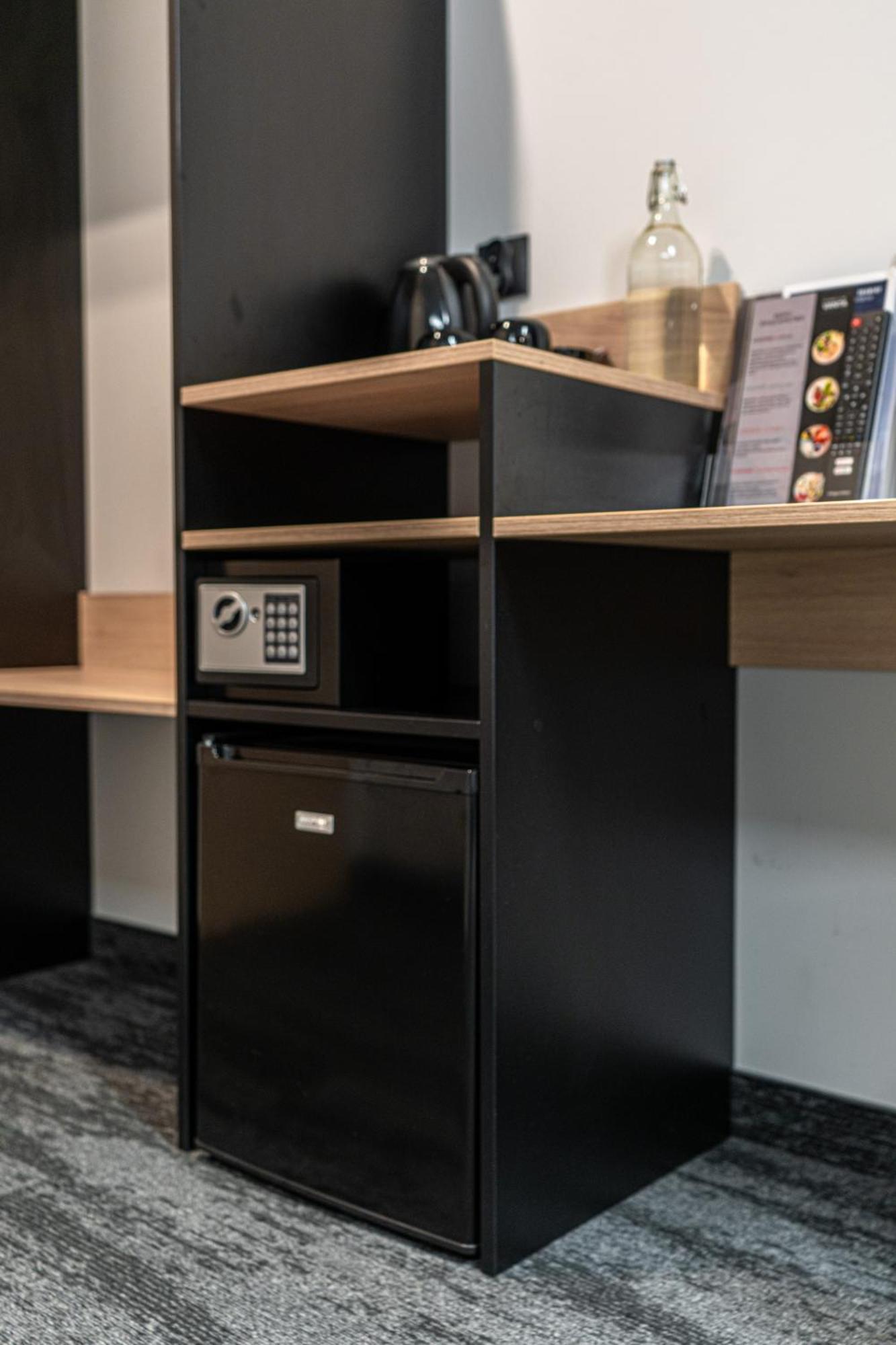 Vanta Business Center Скавина Екстериор снимка