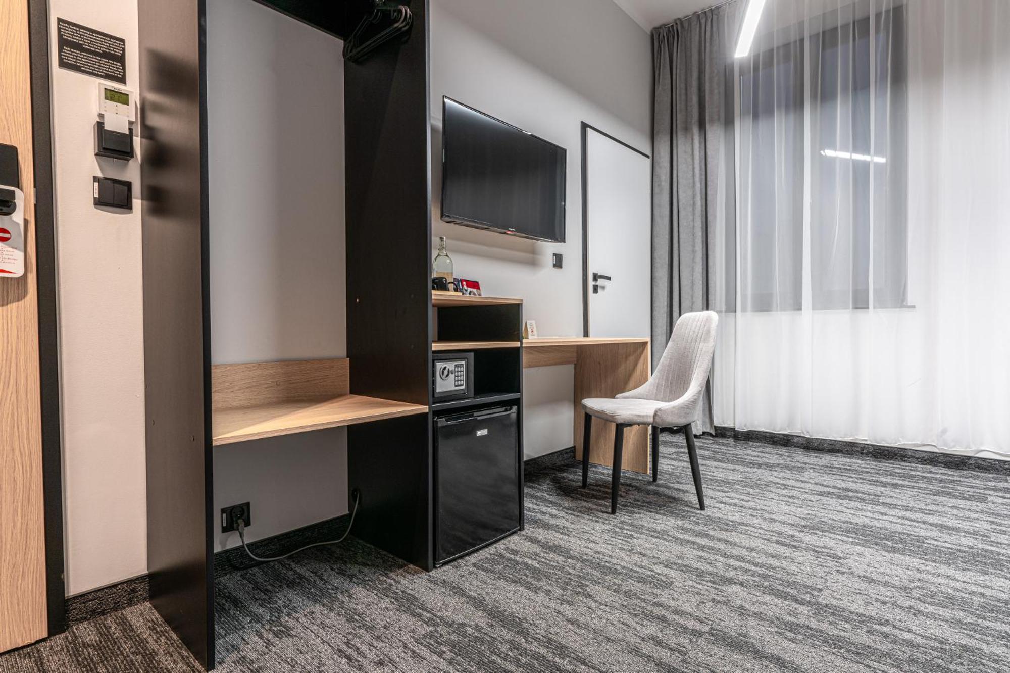 Vanta Business Center Скавина Екстериор снимка